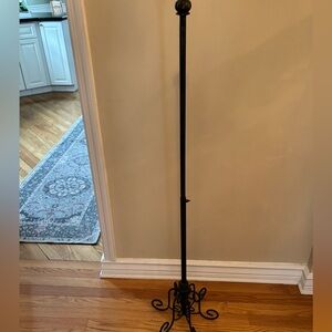 Elegant Black Wrought Iron Floor Wreath Stand